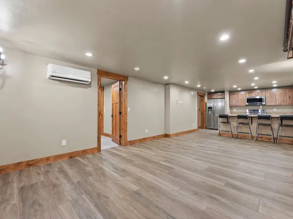 1626 N Franklin St Basement 100, Denver, CO 80218