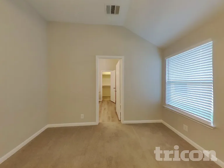 3931 Mistflower Dr — Photo 6