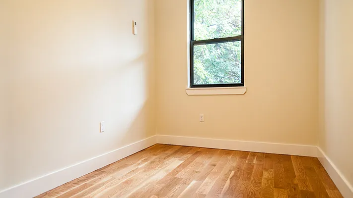 Rented by Nooklyn NYC LLC | media 49