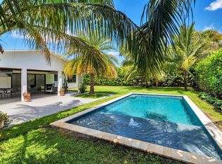 1424 Alpha Ct, Lake Clarke Shores, FL 33406