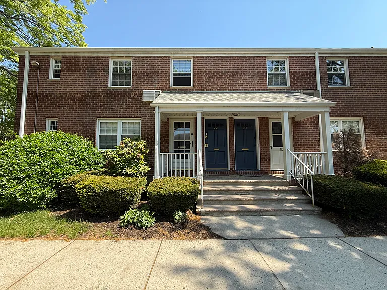 20 Clark Ct #20 — Photo 28