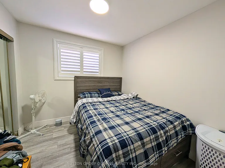 19 Ascot Ave #UPPER — Photo 7