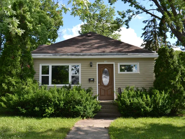 108 5th St, Brookings, SD 57006