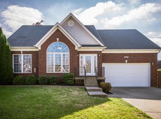 8610 Sanctuary Ln, Louisville, KY