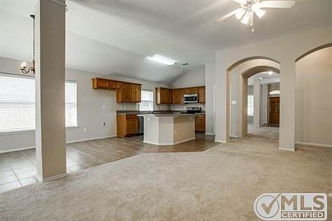 4th image of 5122 Smithfield Ct