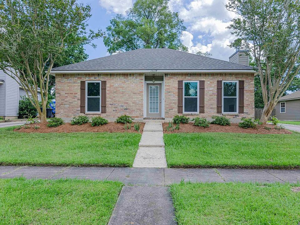 1st image of 15134 Point Chenier Ave