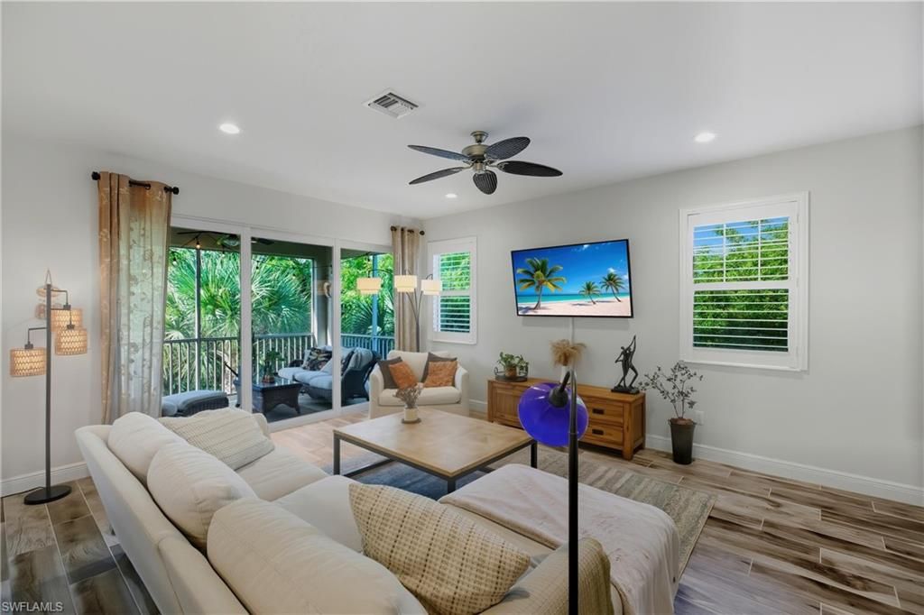 6947 Avalon CIR #1908, Naples, FL - View 3