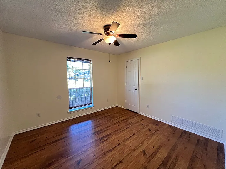 2312 Blue Cypress Dr — Photo 34