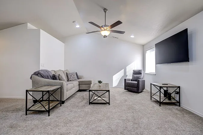 Cashmere Dr — Photo 4