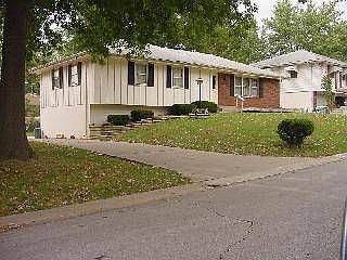 1st image of 806 N Choctaw Ave