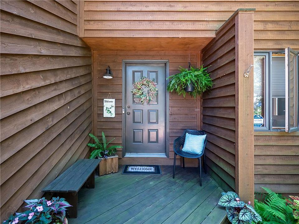 5218 Foxcroft Dr N, Schnecksville, PA 18078 Zillow