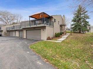 4428 Arden View Ct, Arden Hills, MN 55112