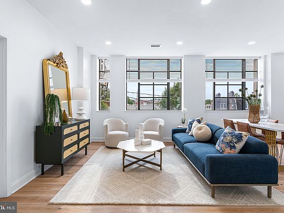 2nd image of 1229 King St #304