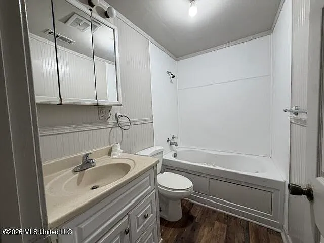 2203 26th St — Photo 12