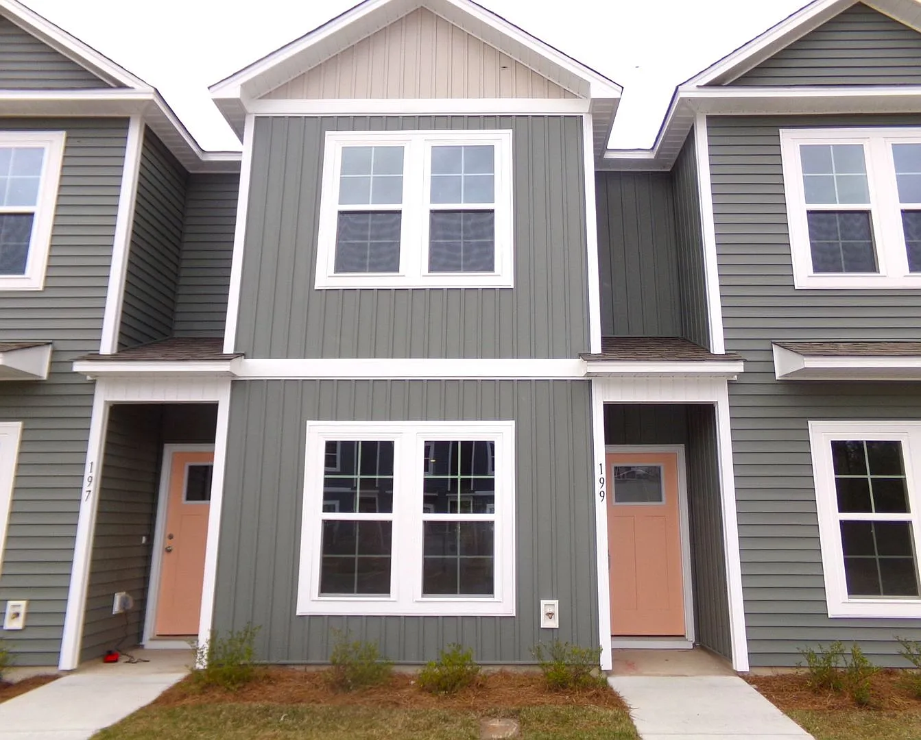 Move-In Special: Receive $100 off your first month's rent! Welcome to Jacks Branch Townhomes Cont... — Photo 1