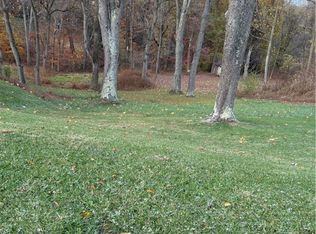 Wanda St, Weirton, WV 26062