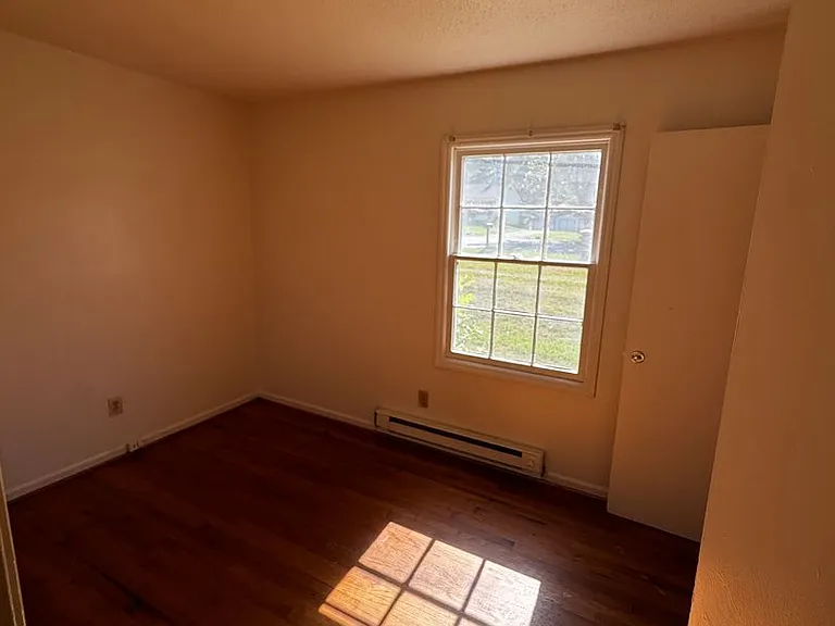1337 N Lafayette St — Photo 15