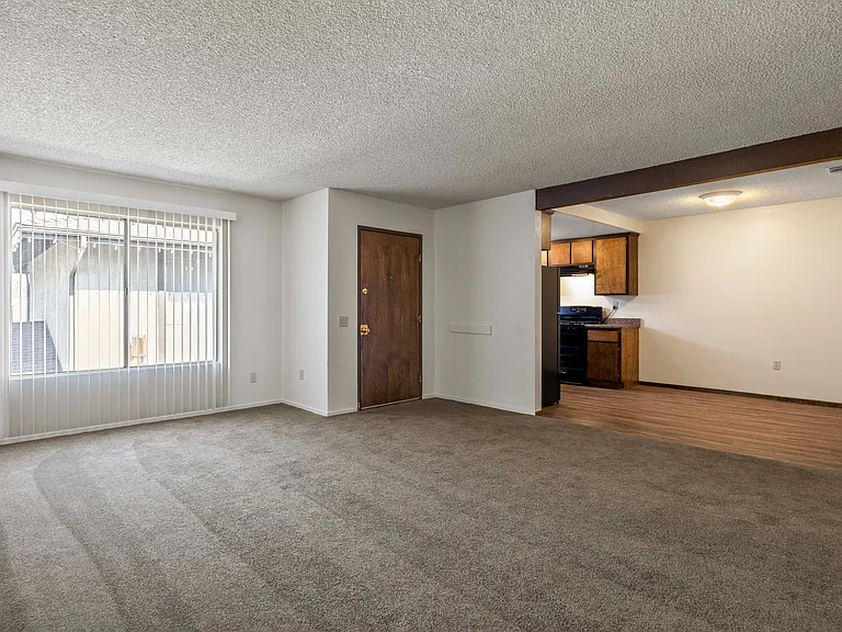 40381 Mayberry Ave — Photo 6