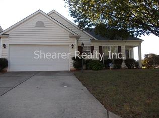 8525 Galena View Dr, Charlotte, NC 28269
