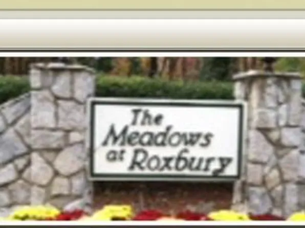 13 Garden Ct, Succasunna, NJ 07876