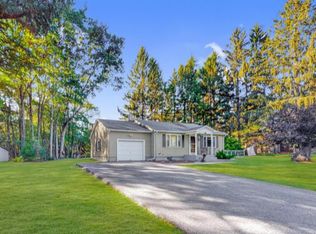 109 Nitche Rd, Shohola, PA 18458