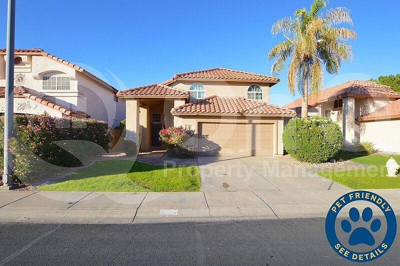 1st image of 922 W Sun Coast Dr