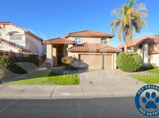 922 W Sun Coast Dr, Gilbert, AZ 85233