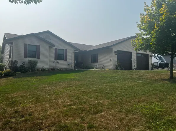 101 Whitespire Dr, Hixton, WI 54635