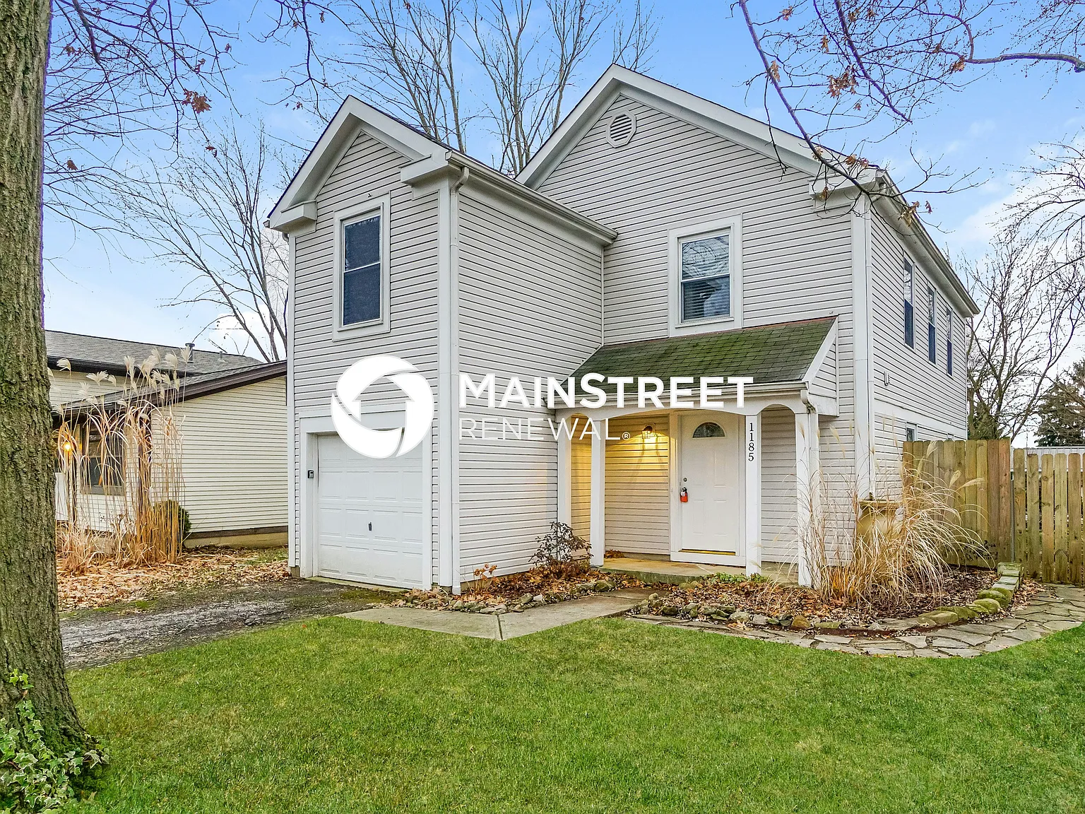 1185 Clement Dr — Photo 4