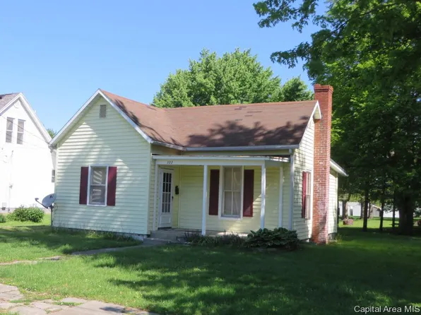 322 W Pennsylvania Ave, Jacksonville, IL 62650