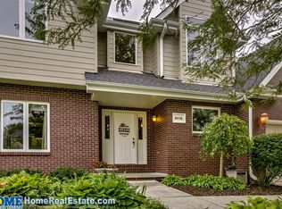 6056 Cross Creek Rd, Lincoln, NE 68516