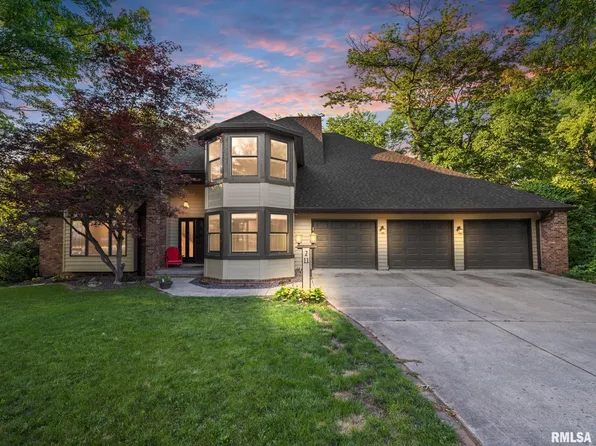 211 Windridge Dr, Washington, IL 61571