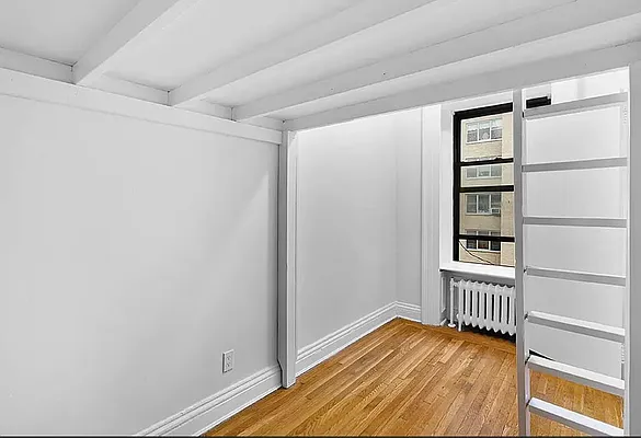 Rented by CitySites Real Estate Group | media 4