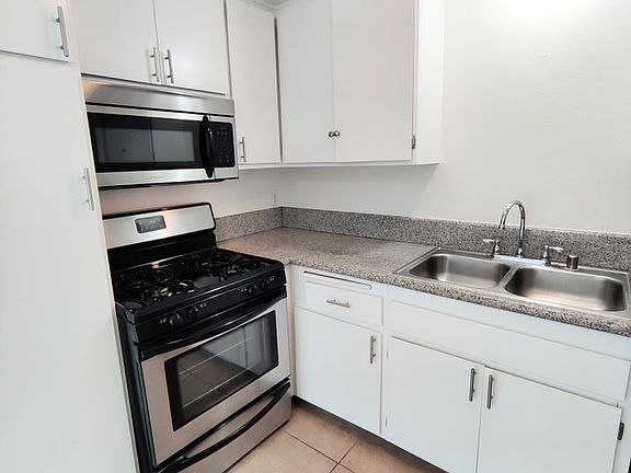 2nd image of 4248 Arch Dr APT 7