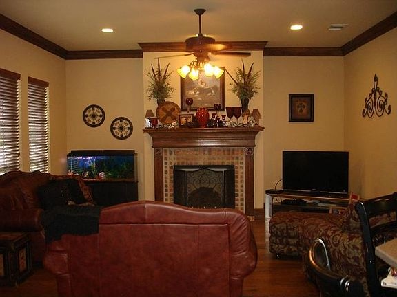 4th image of 520 Southcreek Dr
