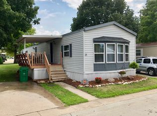 129 Oriole St, Ames, IA 50010