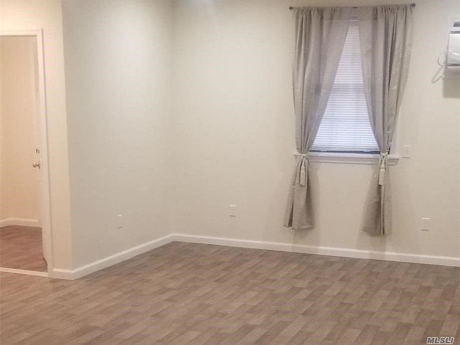 1st image of 1 Forest Ave