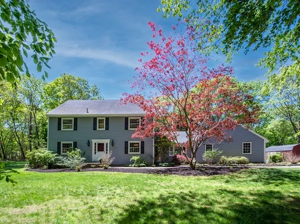 2 Pye Brook Ln, Boxford, MA 01921