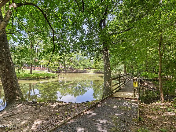 4th image of 123 Sawbridge Dr