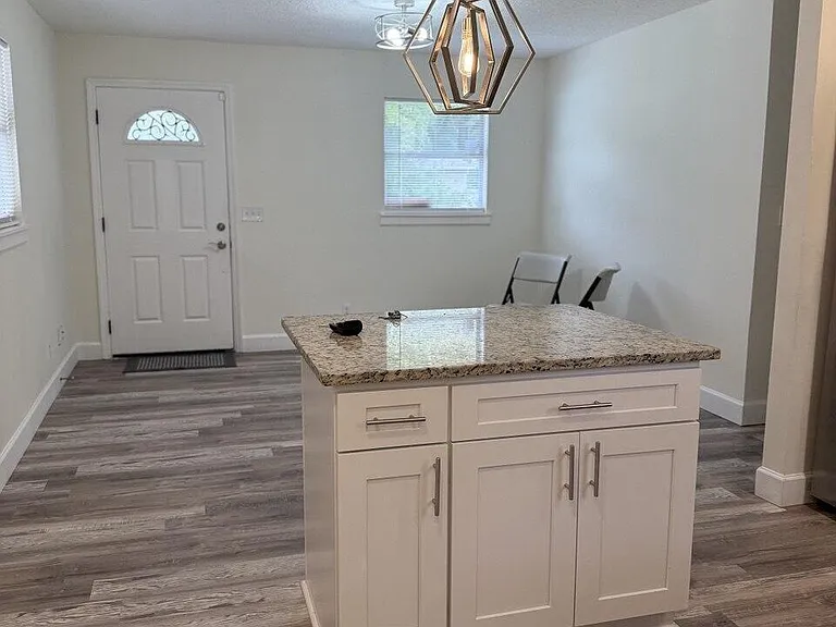 7262 Kivler Dr — Photo 7