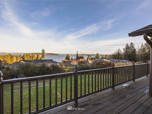 2nd image of 8050 E Seaview Dr