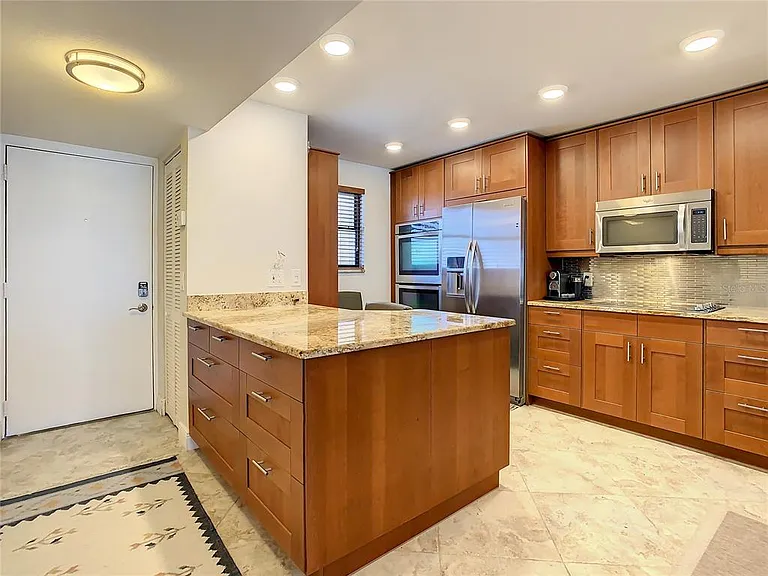 18304 Gulf Blvd #516 — Photo 15