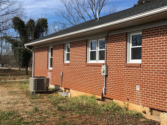 Rear with new heat pump 