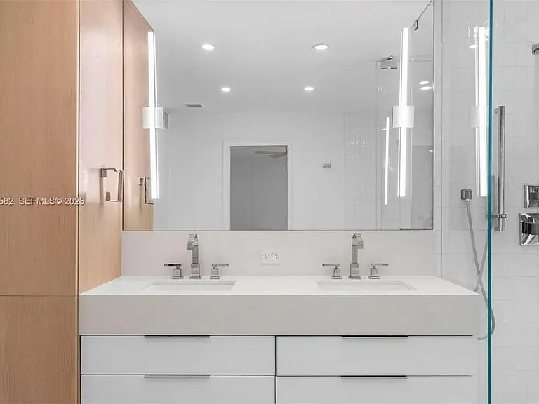 3945 Loquat Ave — Photo 21