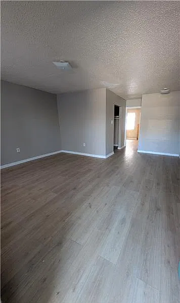 1 bed, 500 sqft, $495 — Photo 4