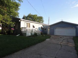 610 Wilkens St, Danbury, IA 51019