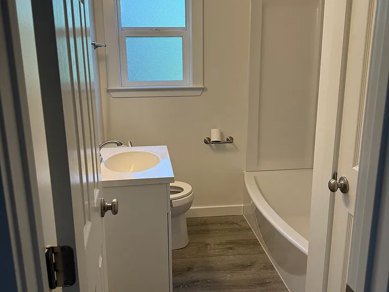 681 S Orchard Ave — Photo 7