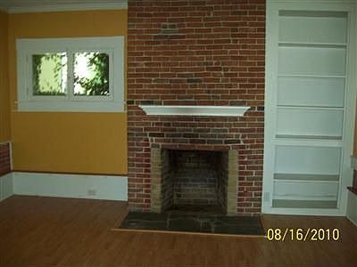 4th image of 8701 Yankee St