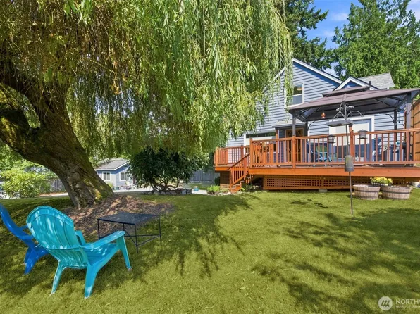 1102 SW 124th Street, Burien, WA 98146