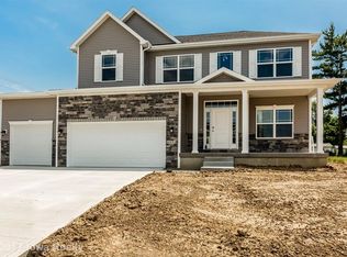4691 SE Beaverbrook Trl, West Des Moines, IA 50265
